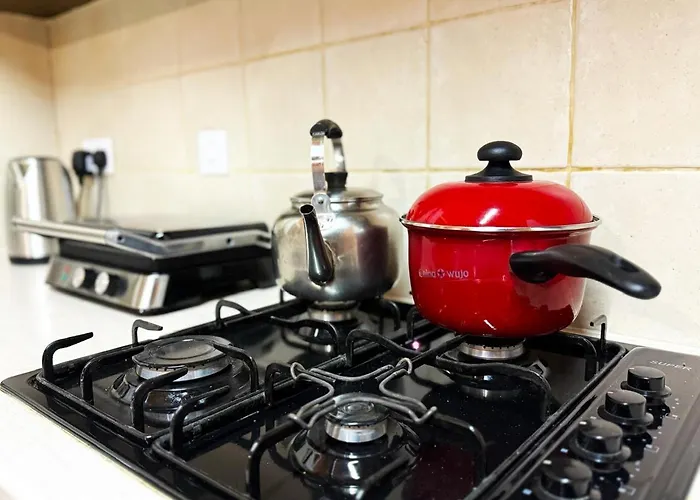 η σπηλιά του θουκυδίδη *