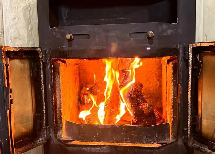 η σπηλιά του θουκυδίδη Nyaraló