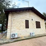 η σπηλιά του θουκυδίδη Spilia
