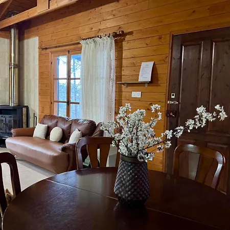 η σπηλιά του θουκυδίδη Holiday home